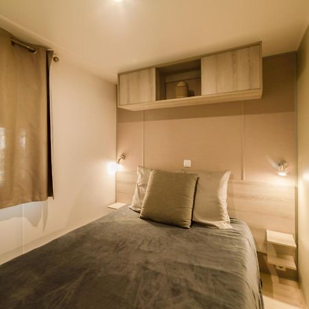 Mobil Home Les Pieds Dans L'Eau Кане Экстерьер фото